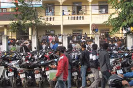 Công an vào cuộc, chặn các đường dây thi hộ tiếng Hàn Quốc