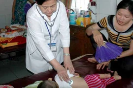 Lợi - hại khi công bố dịch