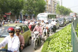 Năm ngày nữa sẽ phân làn đường Nguyễn Trãi