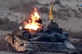 IS dùng tên lửa bắn cháy xe tăng T-90 ở Syria