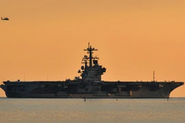 Tàu sân bay USS George H.W. Bush hướng đến Địa Trung Hải