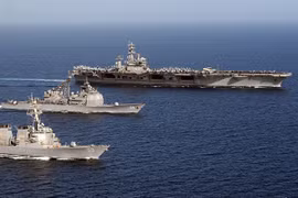 Mỹ rút toàn bộ tàu sân bay trên thế giới về căn cứ 