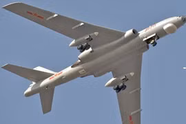 Nhật Bản giật mình phát hiện 6 oanh tạc cơ H-6K tiếp cận đảo Tsushima