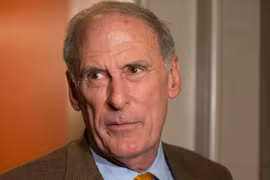 Ông Trump chọn nghị sĩ bị Nga trừng phạt làm giám đốc tình báo