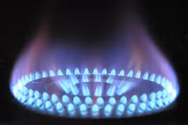 Giá gas giảm 14.000 đồng/bình 12kg