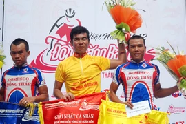 Chặng I giải xe đạp quốc tế: Bùi Minh Thụy đoạt áo vàng
