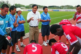 Đến lượt CLB Kiên Giang dọa bỏ giải, V-League 2013 nguy cơ đổ vỡ