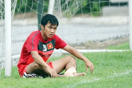 ĐTVN: Chuyên gia thể lực xuất viện, "máy quét" Nguyên Sa sốt nhẹ