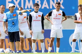 Bốc thăm AFF Cup 2014: Tuyển Việt Nam đối mặt "cửa tử"