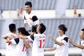 UBND TP Hà Nội tặng thưởng U19 Việt Nam 1 tỷ đồng