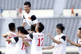 Giải U22 Đông Nam Á: U19 Việt Nam đòi nợ thành công, thẳng tiến bán kết