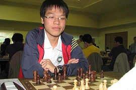 Quang Liêm viết sử trên nước Nga