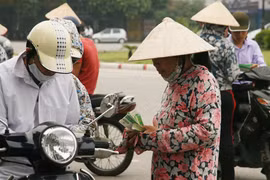 Vé "chợ đen" trận U19 Việt Nam - U19 Nhật Bản hạ nhiệt