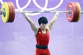 Cử tạ mất “vàng” tại giải châu Á vì… nặng hơn đối thủ