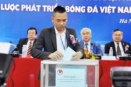 Đại hội VFF ngắt quãng với liên tiếp sự cố liên quan phiếu bầu