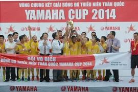U13 SLNA bảo vệ thành công ngôi vô địch