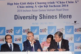 Nhóm nhạc đình đám Hàn Quốc - JYJ tới Hà Nội quảng bá ASIAD 2014