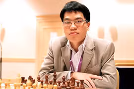 Quang Liêm sắp bị cắt tài trợ: Người lớn, ai làm thế!