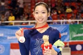 Phan Thị Hà Thanh khép lại năm 2012 bằng cú đúp Vàng