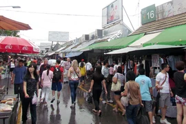 Khám phá “chợ trời” lớn nhất thế giới