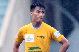 Sa sút phong độ, Mạc Hồng Quân bị Thanh Hóa "đẩy ra đường"