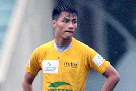 Sa sút phong độ, Mạc Hồng Quân bị Thanh Hóa "đẩy ra đường"