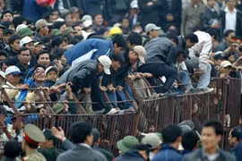 Vòng 9 V-League: Sợ vỡ sân Thanh Hóa