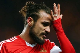 “Thượng cẳng chân, hạ cẳng tay” với đồng đội, Osvaldo bị Southampton cấm cửa 2 tuần