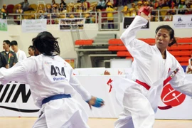 Võ sỹ Phạm Thị Tiến mất HCV trong gang tấc