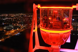 Đổ xô đi du ngoạn vòng quay lớn nhất Việt Nam