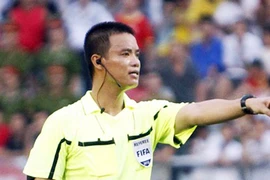 Võ Quang Vinh lập cú đúp Còi vàng