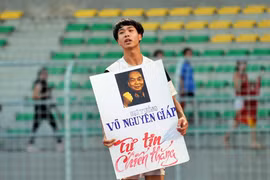 Tuyển U19 sẽ không kịp viếng Đại tướng Võ Nguyên Giáp !?