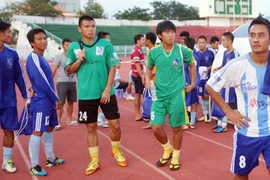 14 cầu thủ Khánh Hòa chấp nhận về Hải Phòng trong hòa bình