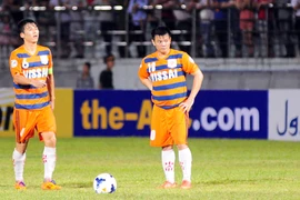 Văn Quyến tịt ngòi, Vissai Ninh Bình thua đậm tại AFC Cup 2014