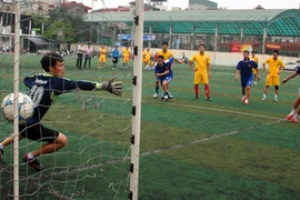 Trận đấu ngập niềm vui, thắm tình đoàn kết