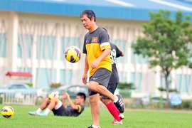 Trưởng đoàn Ngô Lê Bằng xin lỗi người hâm mộ Việt Nam