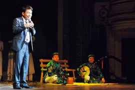 Phú Quang kể chuyện đời mình bằng tiếng nhạc