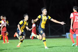 U19 Việt Nam thua đau trong trận ra mắt HLV Miura