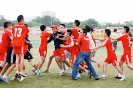 Giải bóng đá học sinh THPT Hà Nội 2012 nhận hồ sơ thứ 39