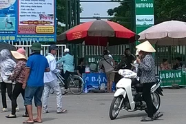 BTC dừng bán, phe vé trận U19 Việt Nam - U19 Nhật Bản, thỏa sức hét giá