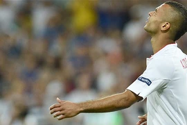 Bị bỏ rơi ở Chelsea, Ashley Cole mất suất dự World Cup lần 4