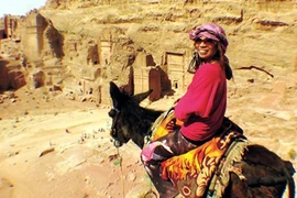 Nguyễn Phương Mai ra mắt "Con đường Hồi giáo"