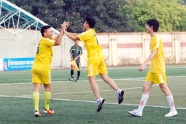 Danh sách 16 đội giành quyền đi tiếp