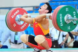 Hạng 56kg nam được thi đấu, cử tạ Việt Nam thở phào