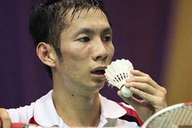 Giải cầu lông Singapore 2014: Tiến Minh nhọc nhằn đi tiếp