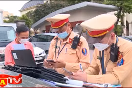 Cảnh sát giao thông dùng công nghệ giảm thời gian kiểm tra, tránh chồng chéo