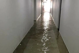 Hà Nội: Căn hộ chung cư cao tầng FLC Complex 36 Phạm Hùng bị... ngập nước