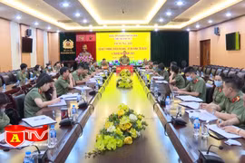 Xây dựng phong cách người Công an Thủ đô bản lĩnh, nhân văn, vì nhân dân phục vụ