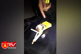 Phi tang gói ma túy khi bị công an kiểm tra hành chính