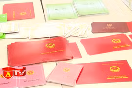 Từ Nghệ An ra Hà Nội thuê nhà trọ để làm giả các loại bằng cấp